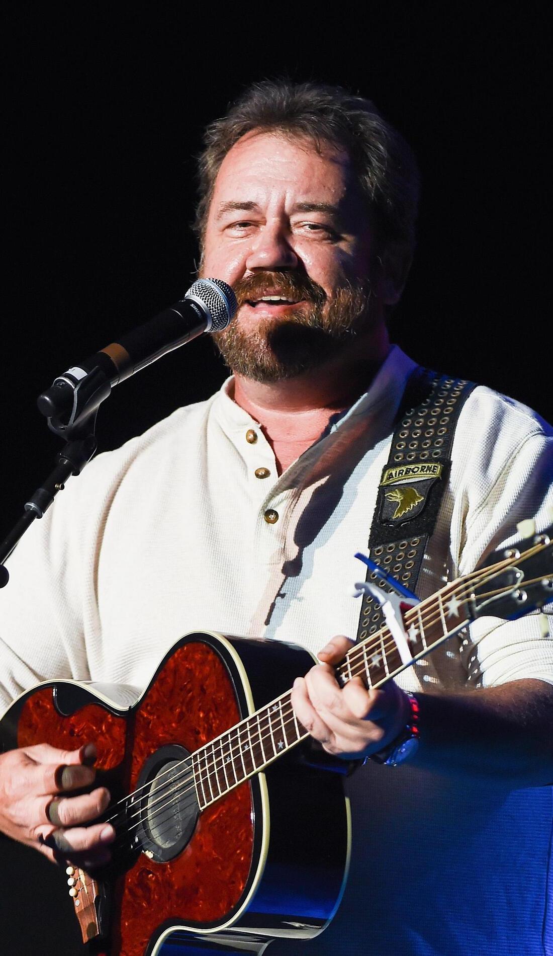 Dan Tyminski Concert Tickets and Tour Dates SeatGeek