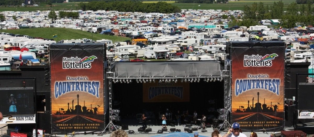 Dauphins Countryfest Tickets