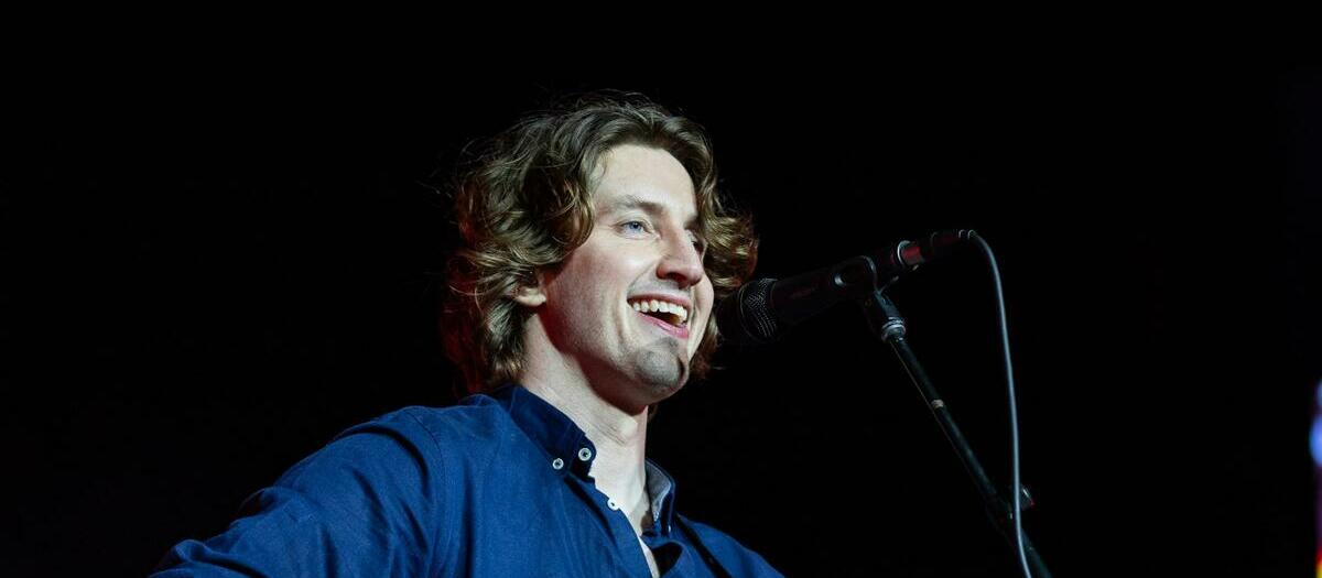 Dean Lewis Concert Tickets, 20232024 Tour Dates & Locations SeatGeek