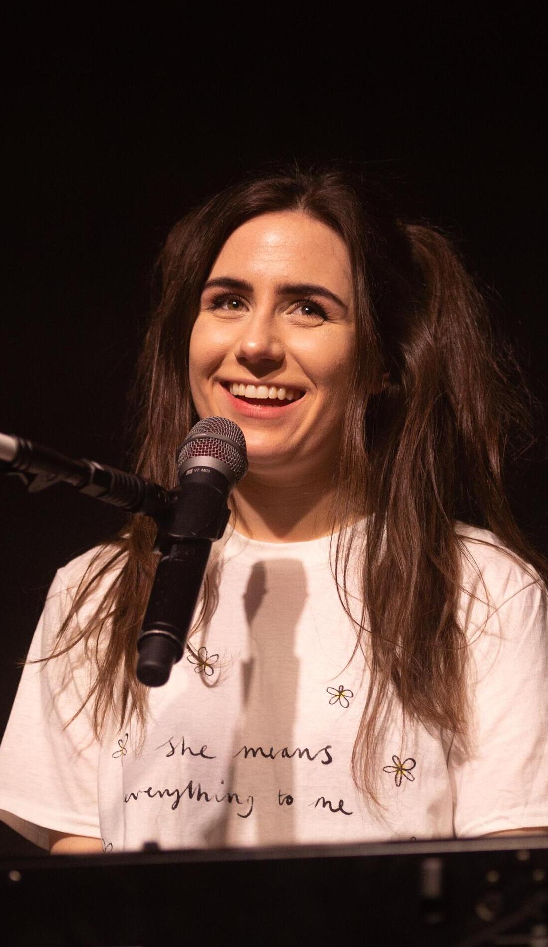 A dodie live event