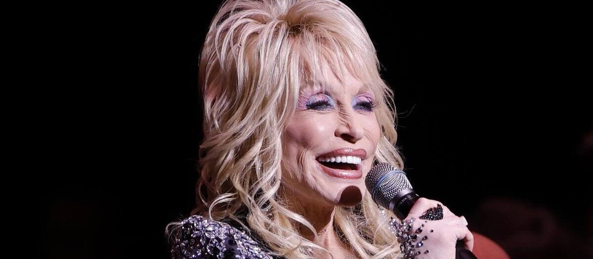 Dolly Parton Tickets
