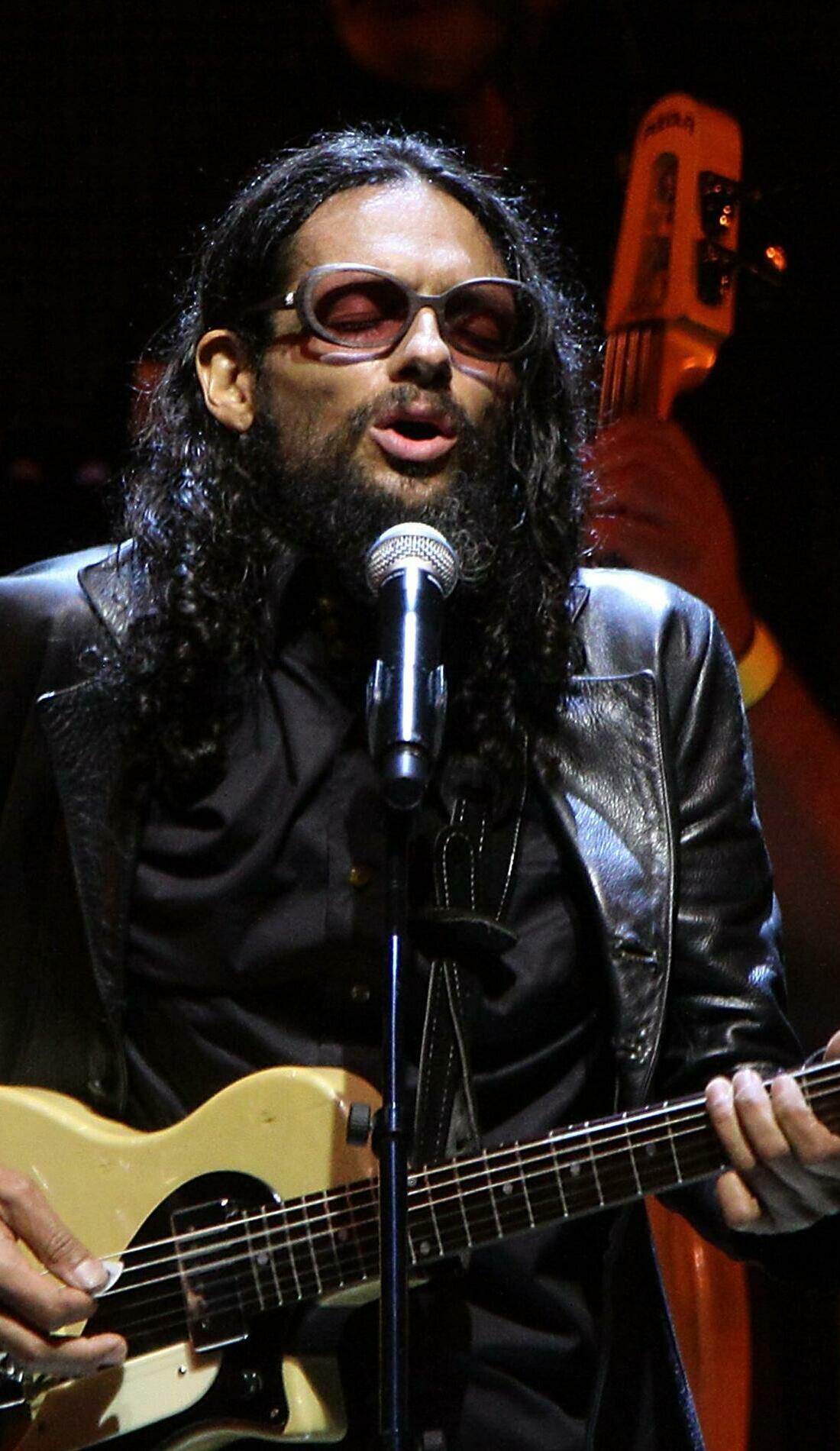 Draco Rosa Concert Tickets, 2023 Tour Dates & Locations SeatGeek