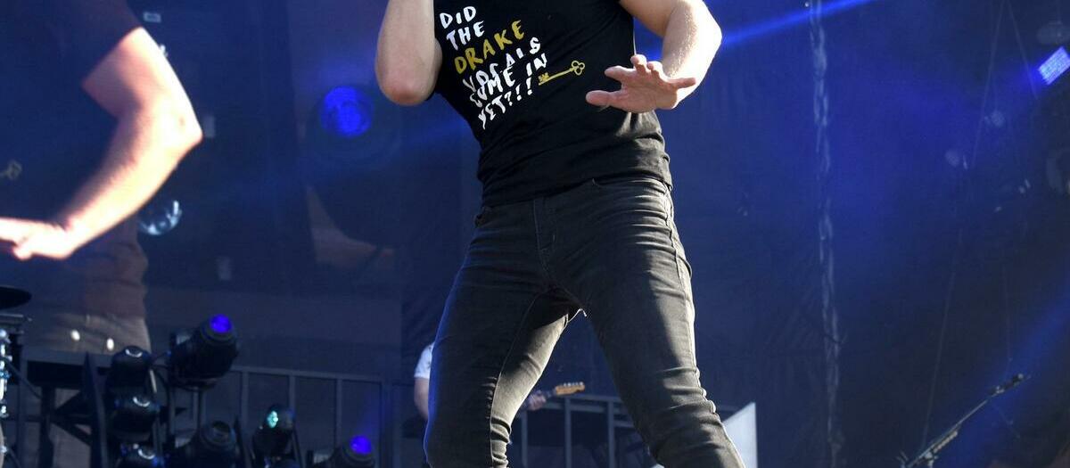 Dustin Lynch with Bailey Zimmerman