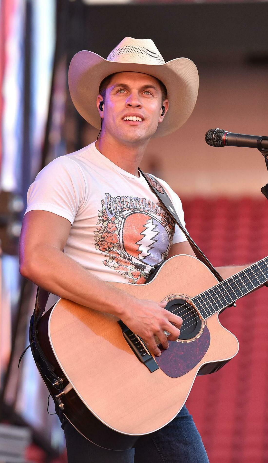 Dustin Lynch Concert Tickets, 2023 Tour Dates & Locations SeatGeek