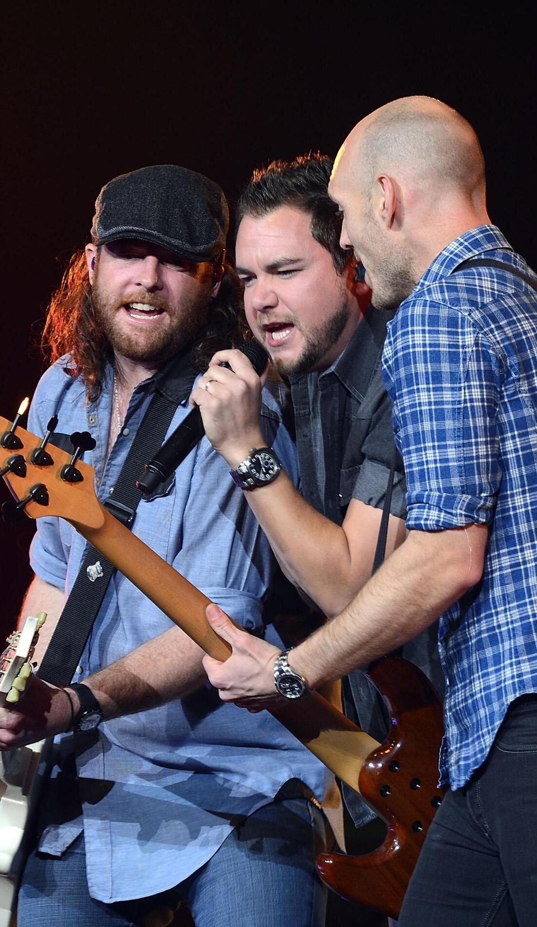 A Eli Young Band live event