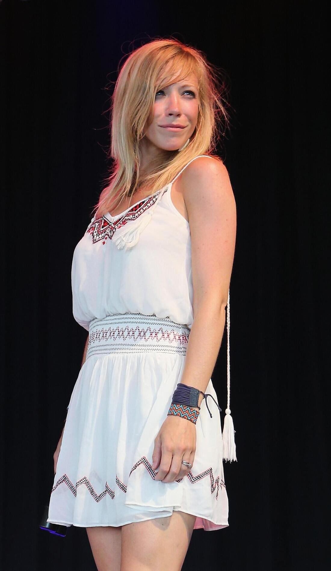 A Ellie Holcomb live event