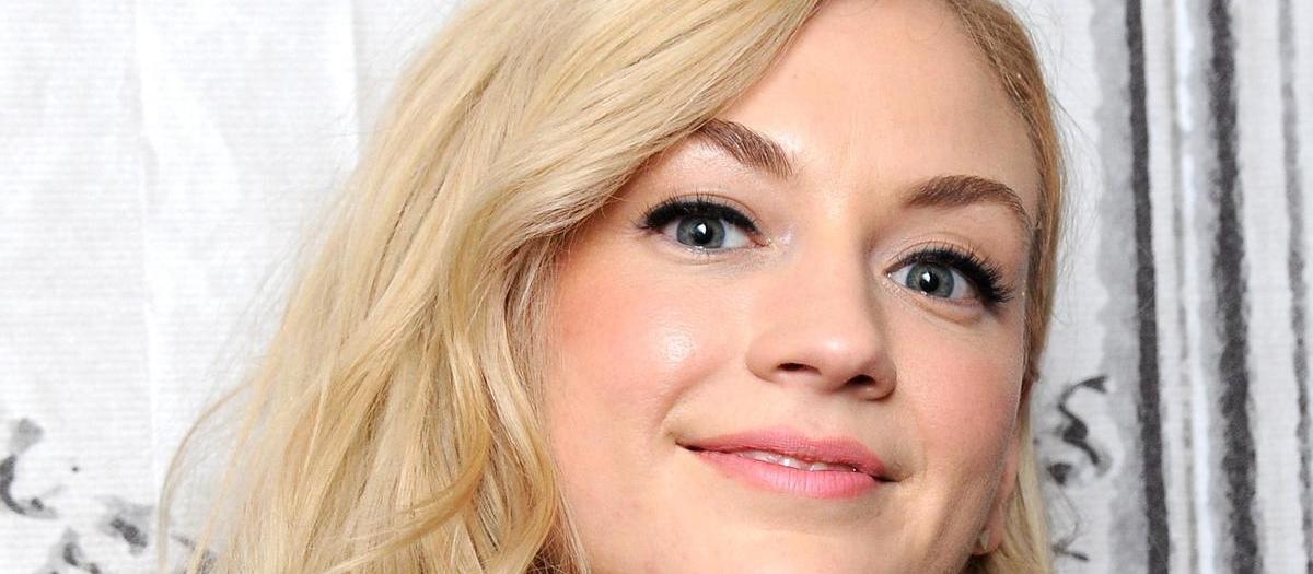 Emily Kinney Tickets
