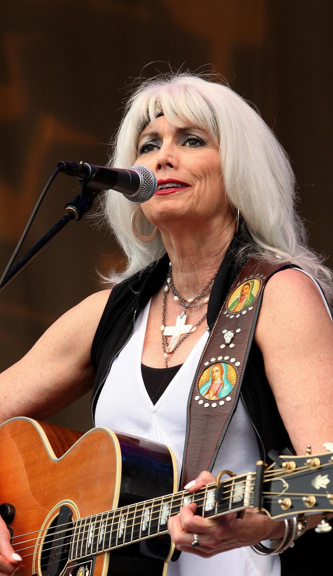 A Emmylou Harris live event