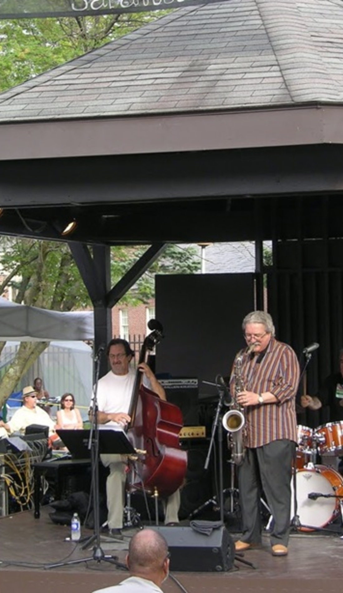 A Freihofers Jazz Fesival live event
