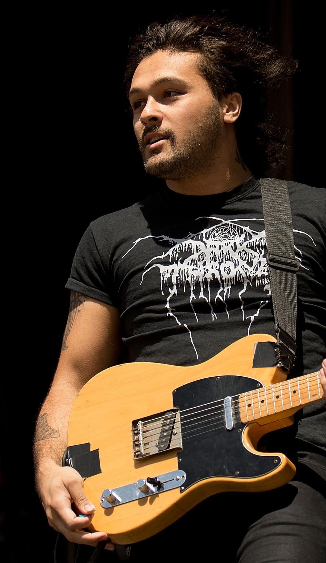 A Gang of Youths live event