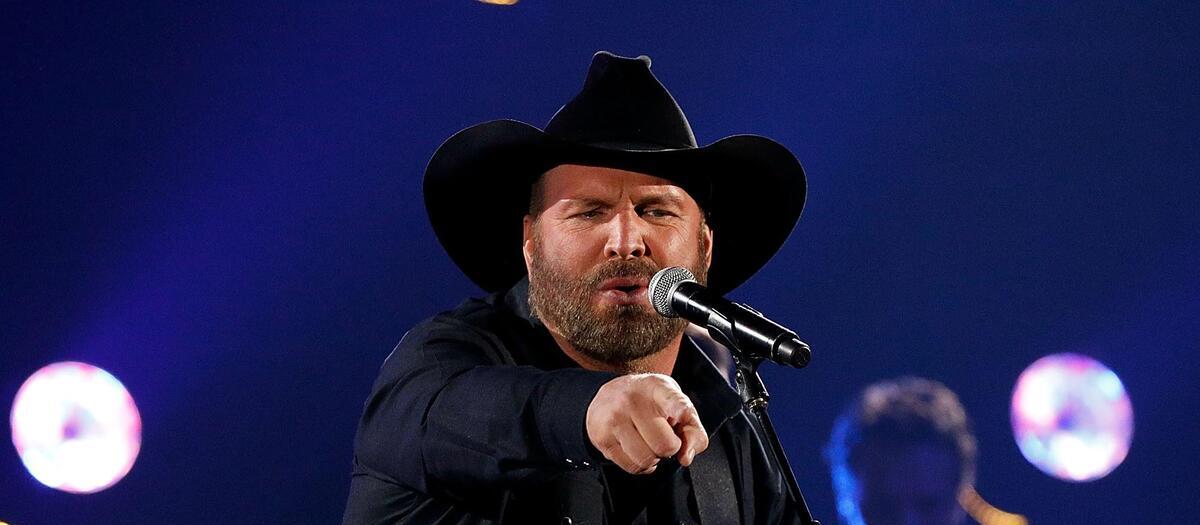 Garth Brooks Parking Passes