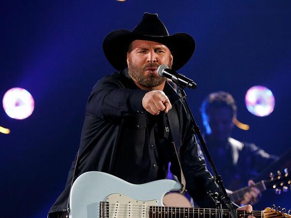 Garth Brooks Charlotte May 5 2 2020 At Bank Of America Stadium