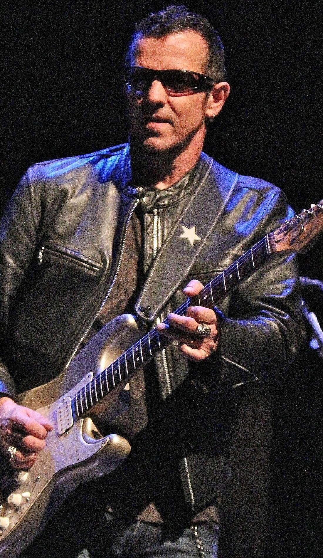 A Gary Hoey live event
