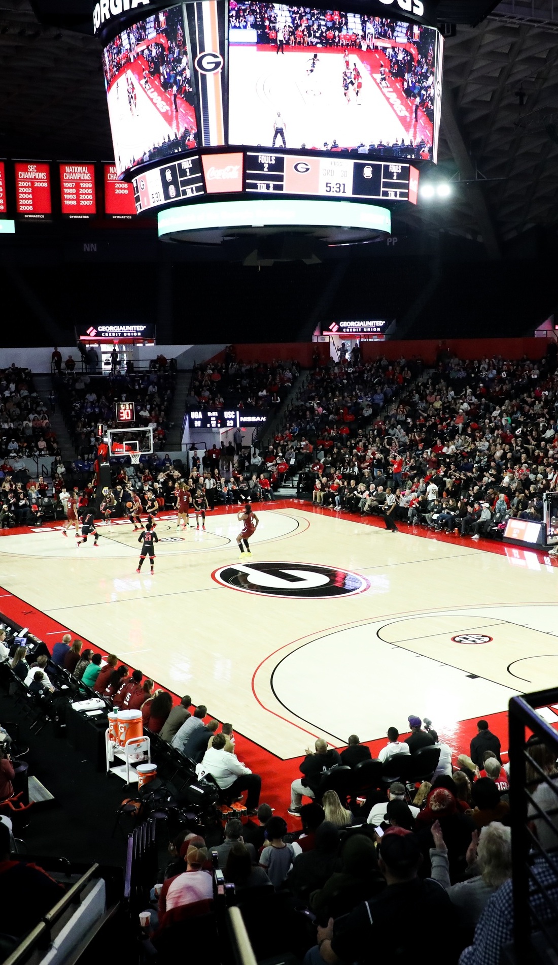 A Georgia Lady Bulldogs Womens Basketball live event