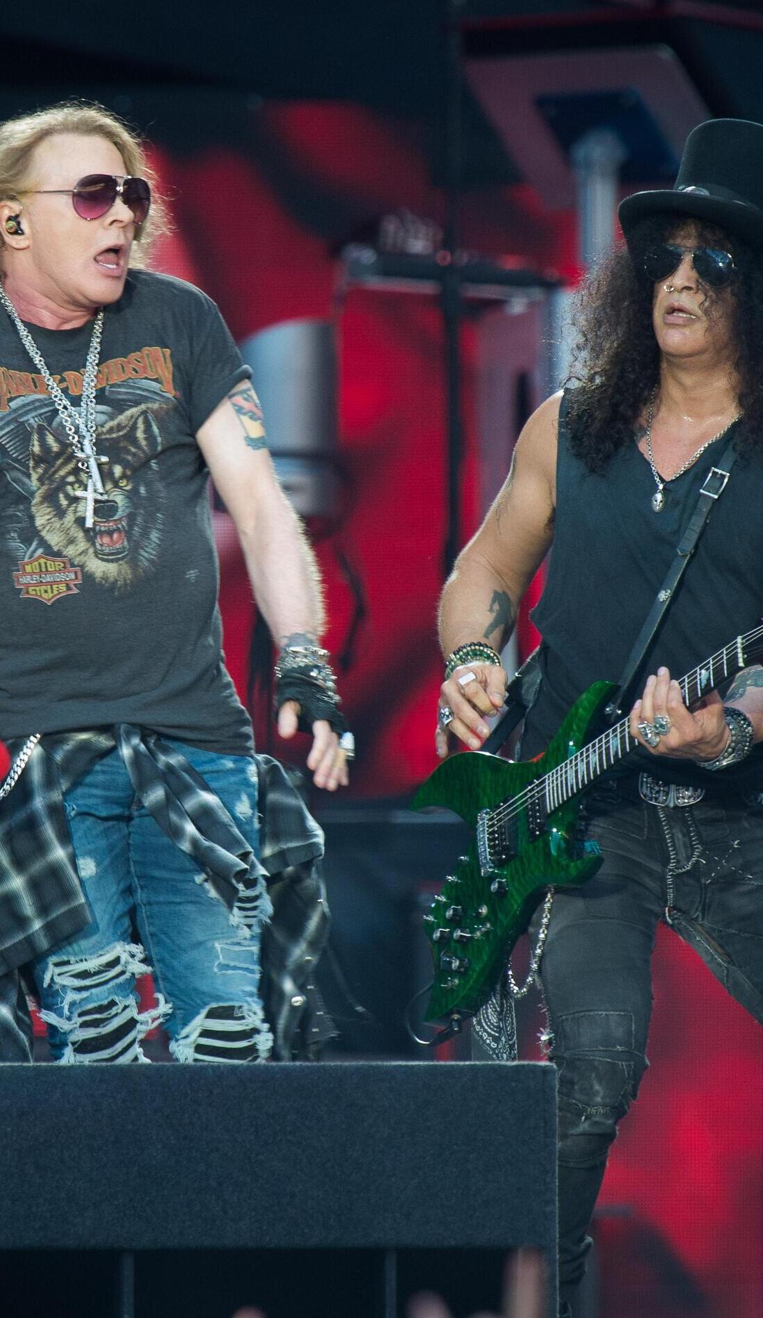 A Guns N' Roses live event