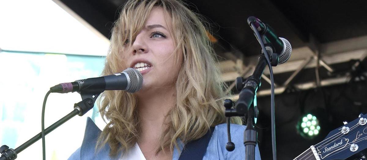 Hailey Knox Tickets