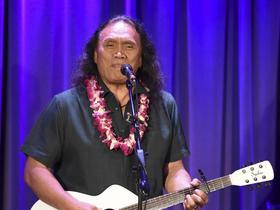 Henry Kapono (21+)