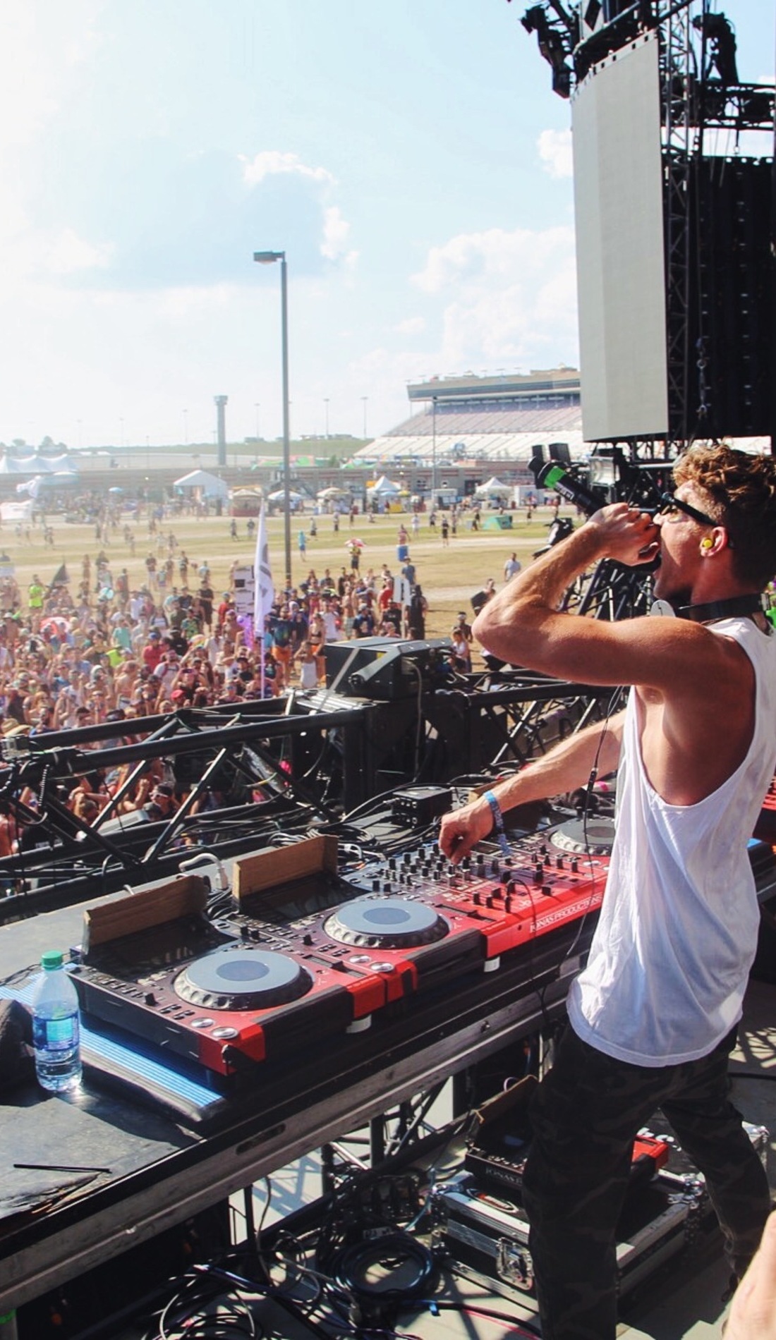 A Herobust live event