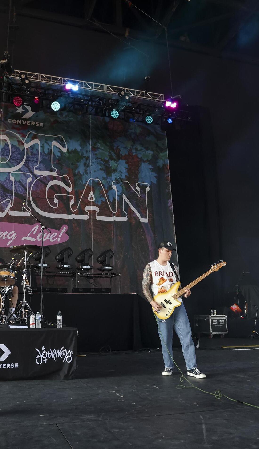A Hot Mulligan live event