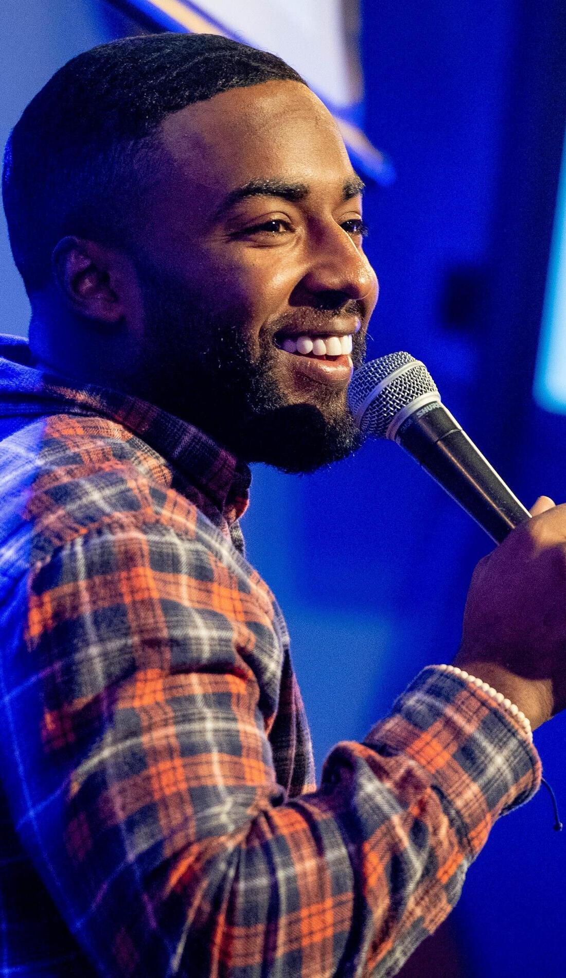 A Ian Lara live event