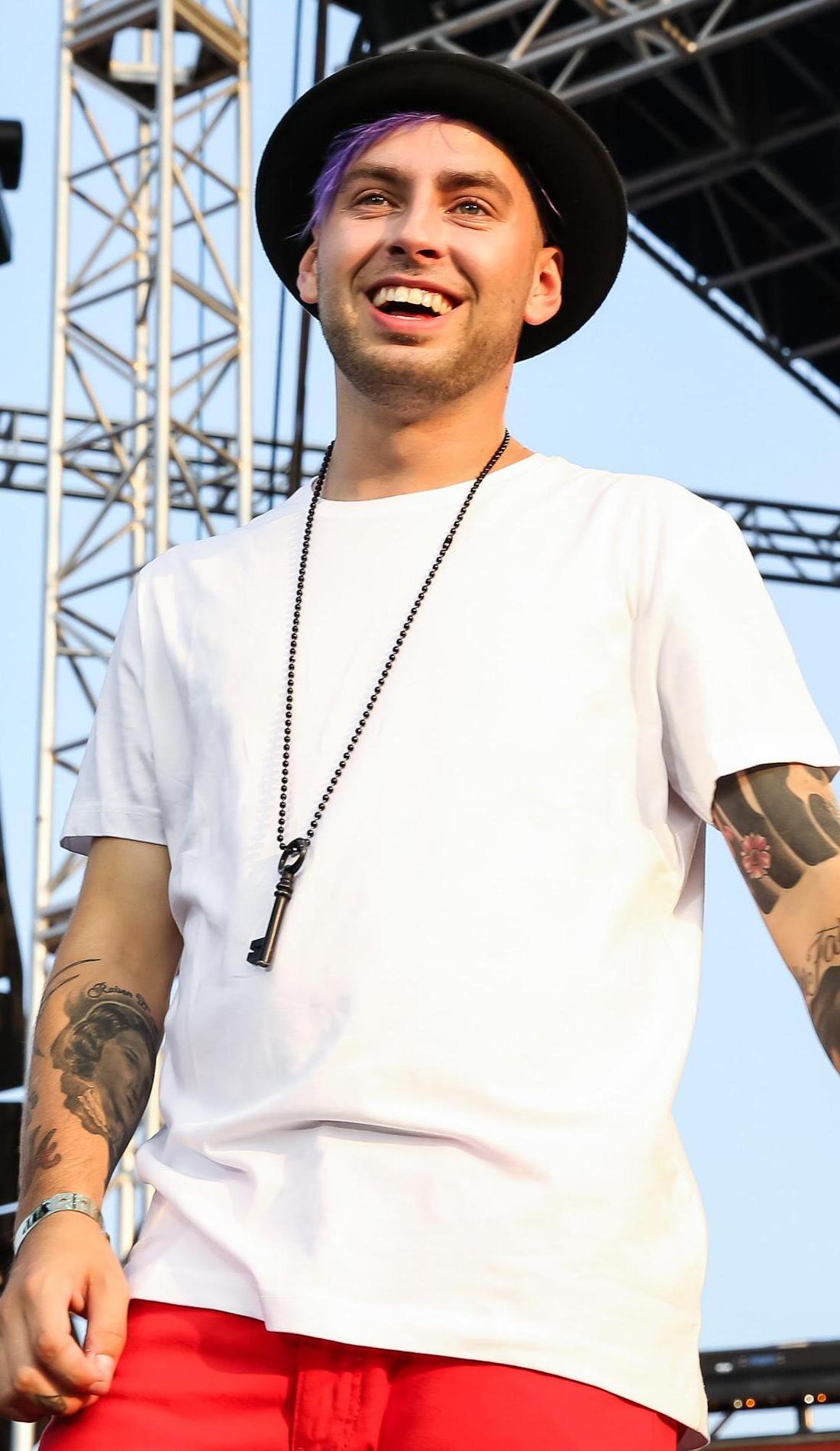 A Issues live event