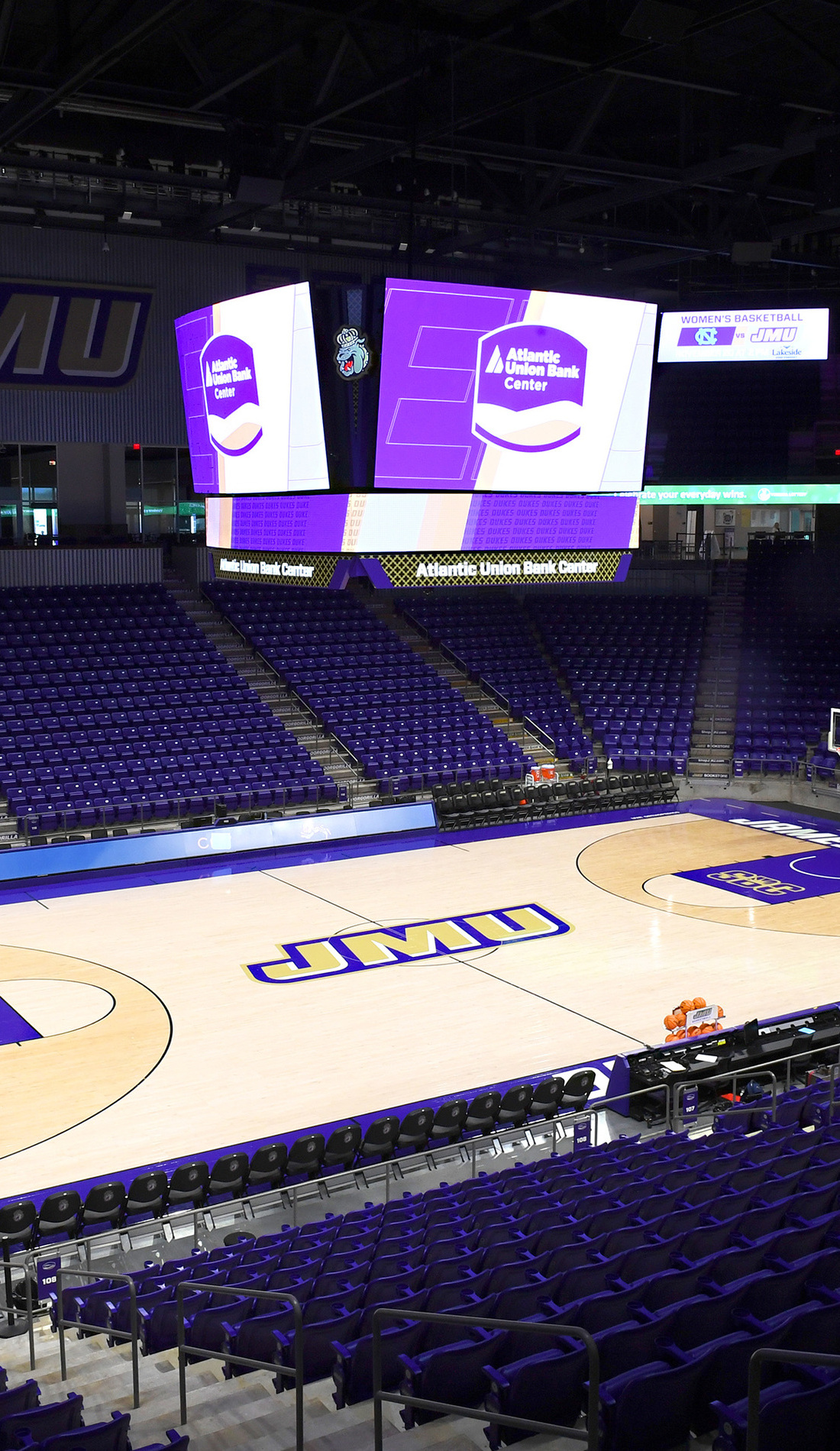 A James Madison Dukes Womens Basketball live event