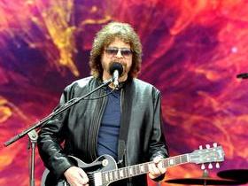 Jeff Lynne Tickets, 2024 Concert Tour Dates | SeatGeek