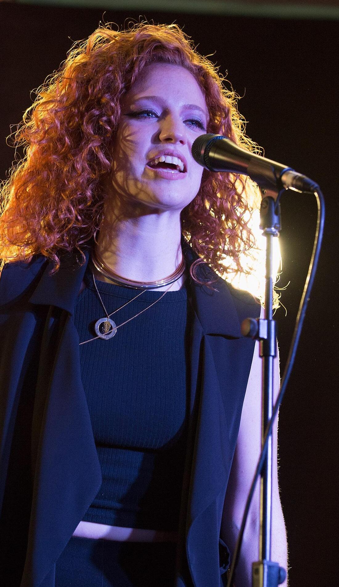 Jess glynne фото