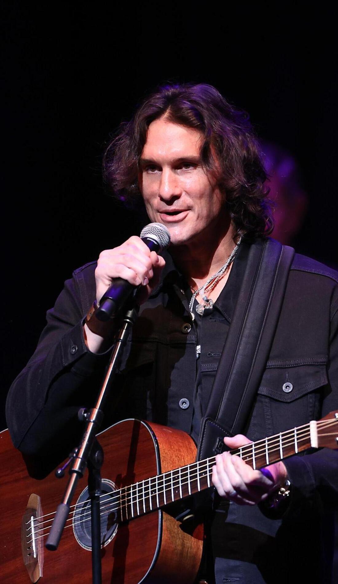 A Joe Nichols live event