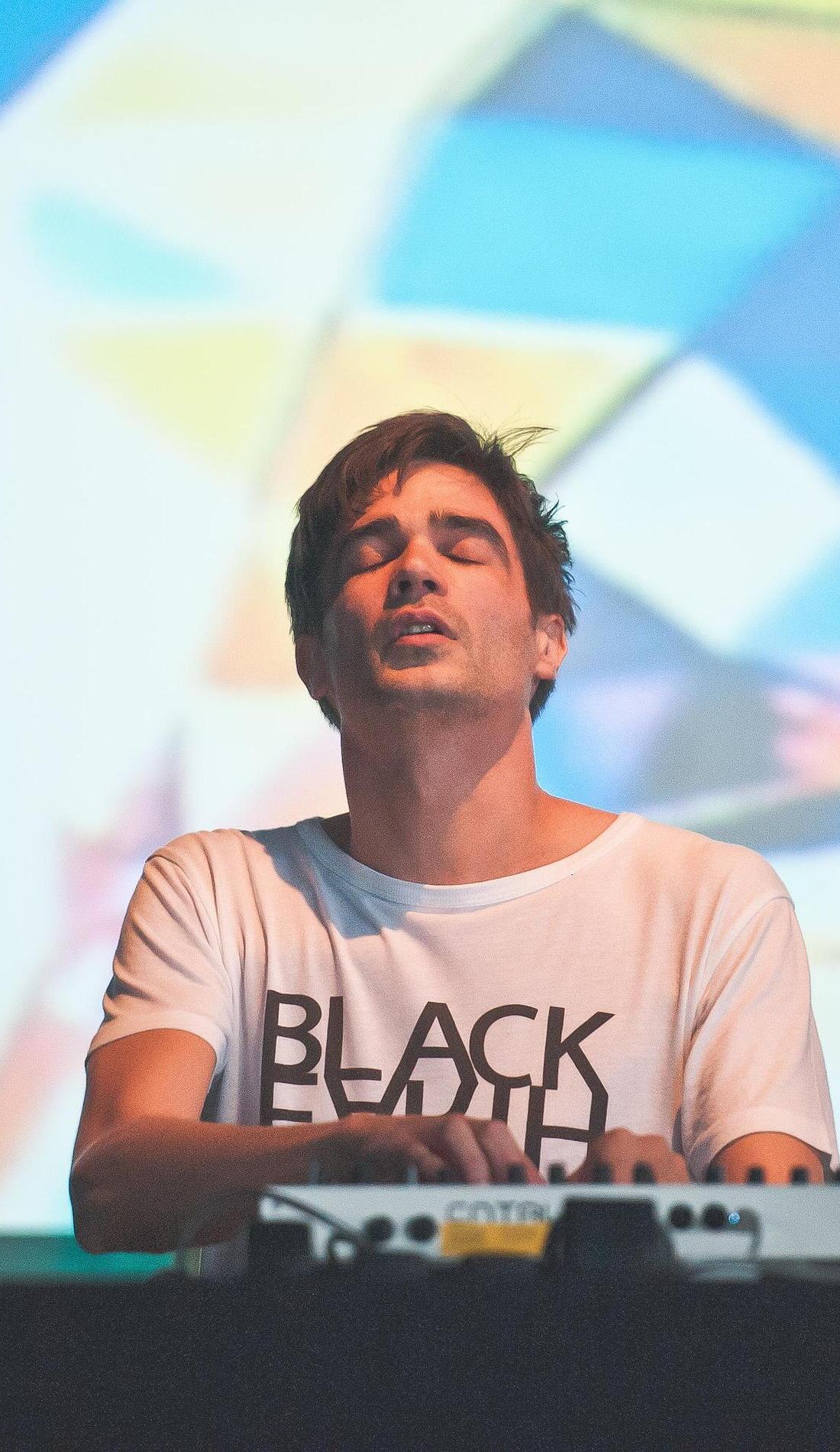 A Jon Hopkins live event