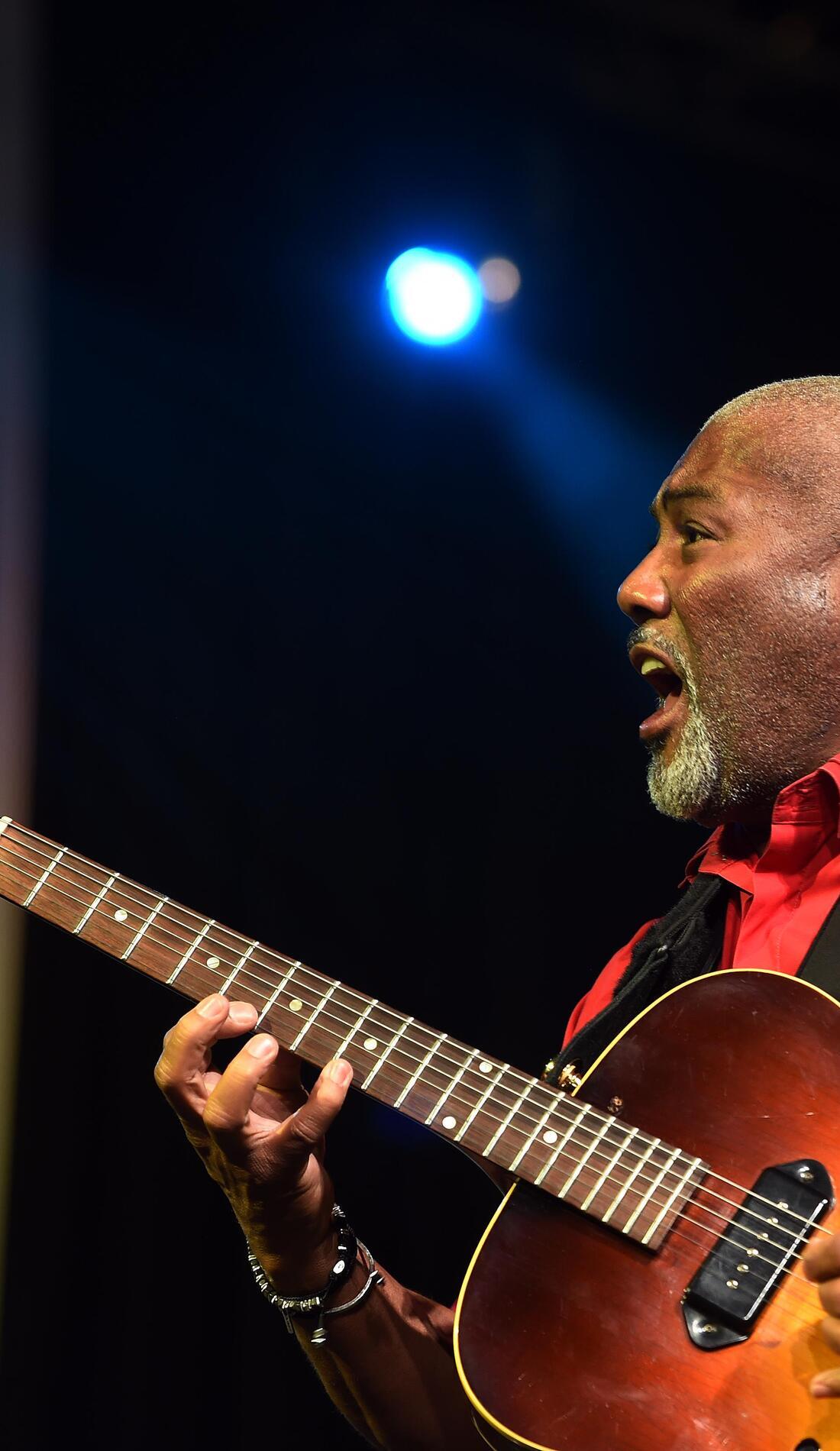 A Jonathan Butler live event