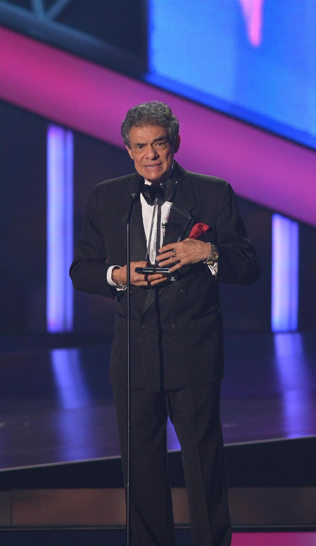 Jose Jose Concert Tickets, 2023 Tour Dates & Locations SeatGeek