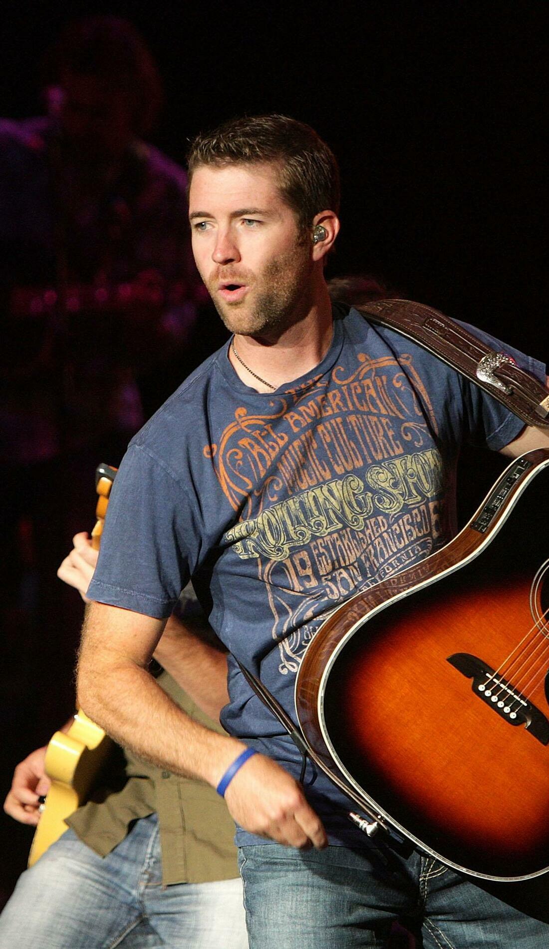 Josh Turner Concert Tickets and Tour Dates SeatGeek