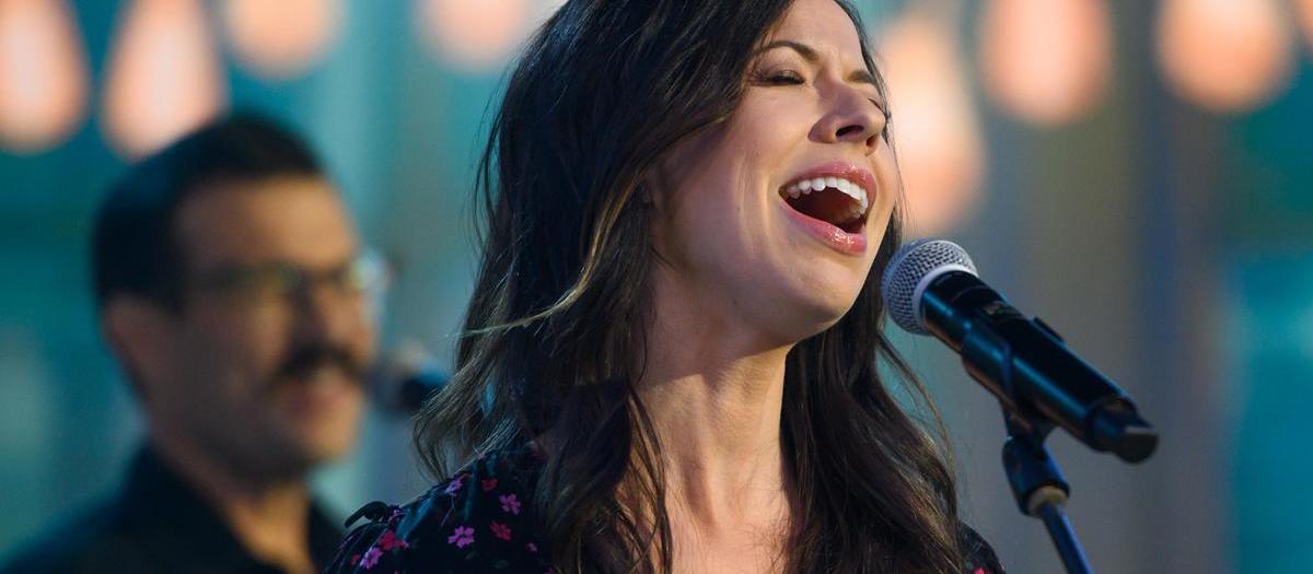 Joy Williams Tickets