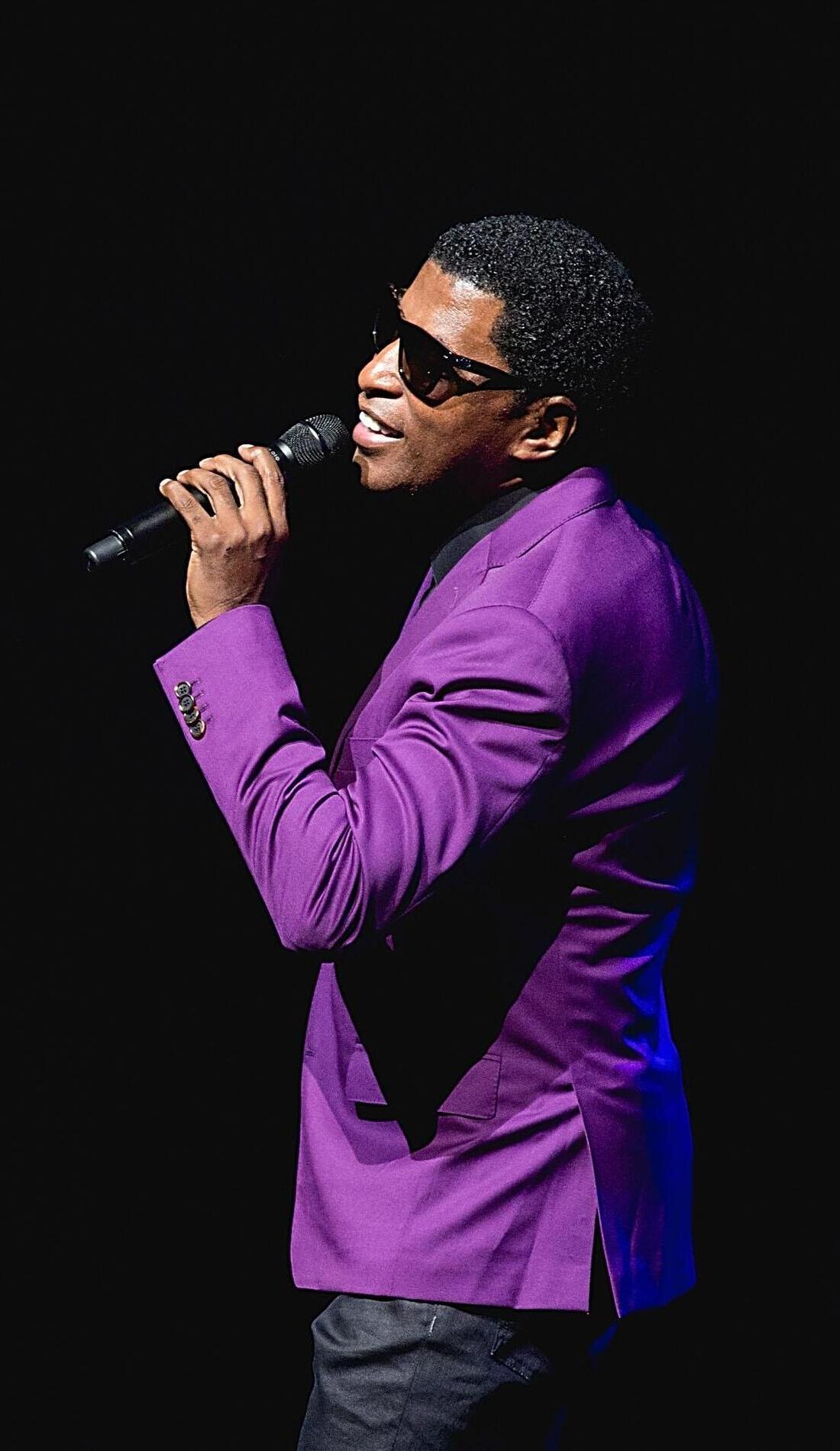 A Kenny Babyface Edmonds live event