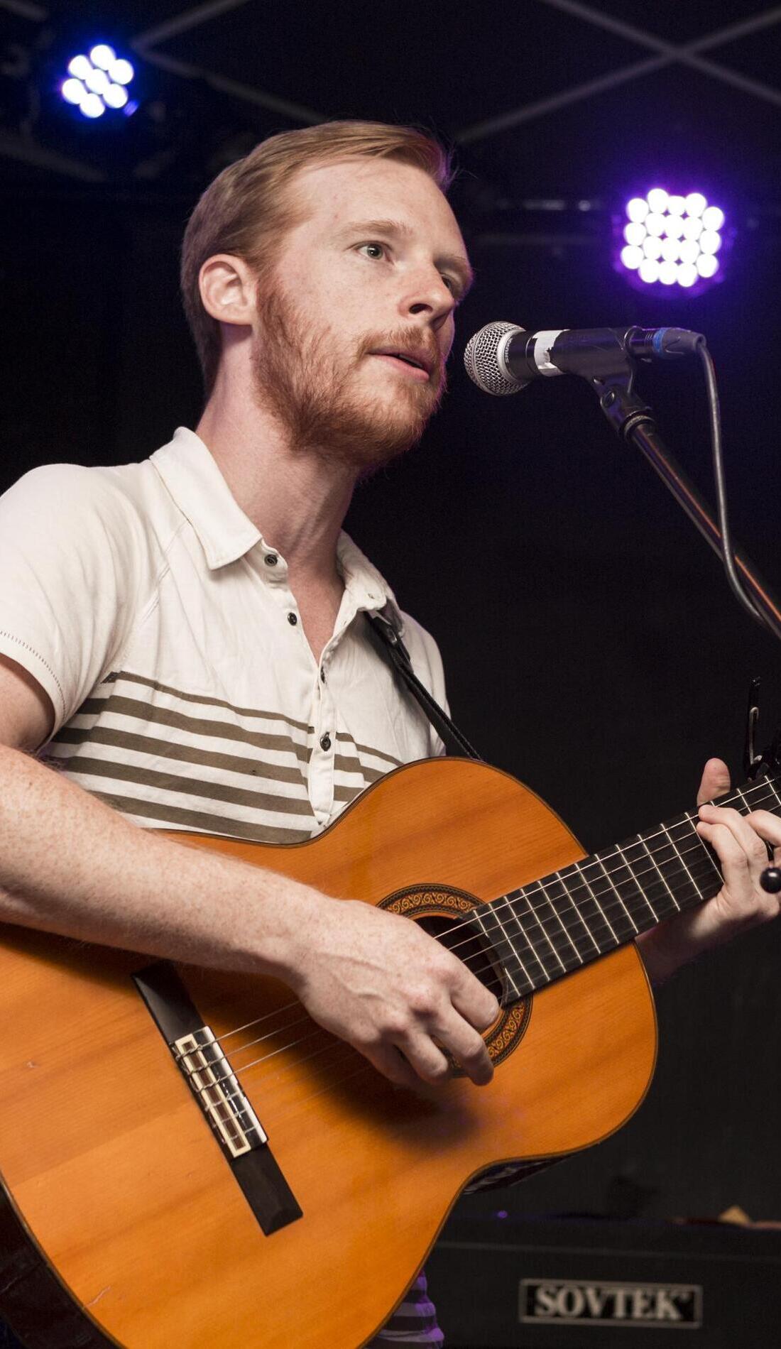 A Kevin Devine live event