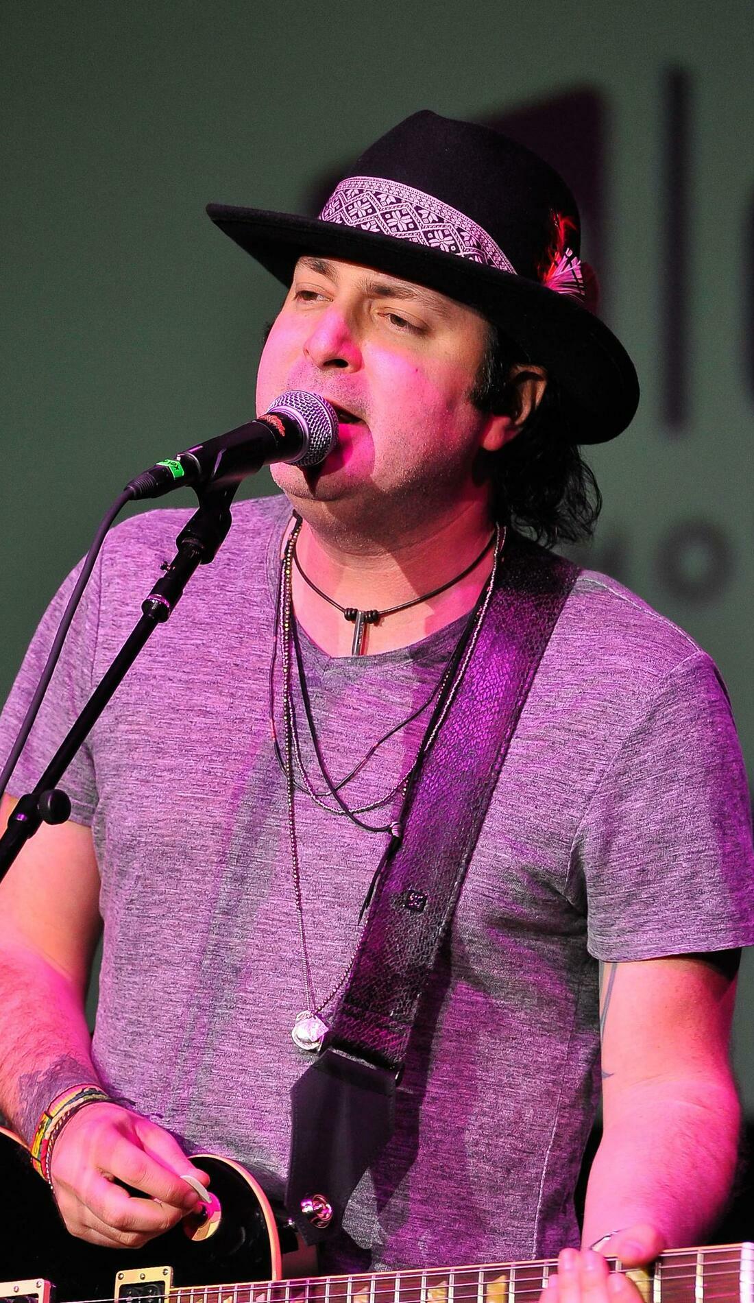 A Kevin Rudolf live event