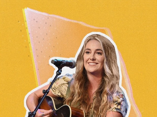 🚨WINNING WEDNESDAY🚨 @heyheyhannahradio is giving away tickets to see  LAINEY WILSON at the KNIX Desert Sky Music Festival on THIS S
