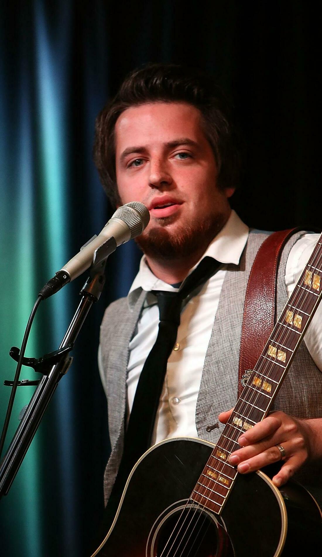 A Lee DeWyze live event