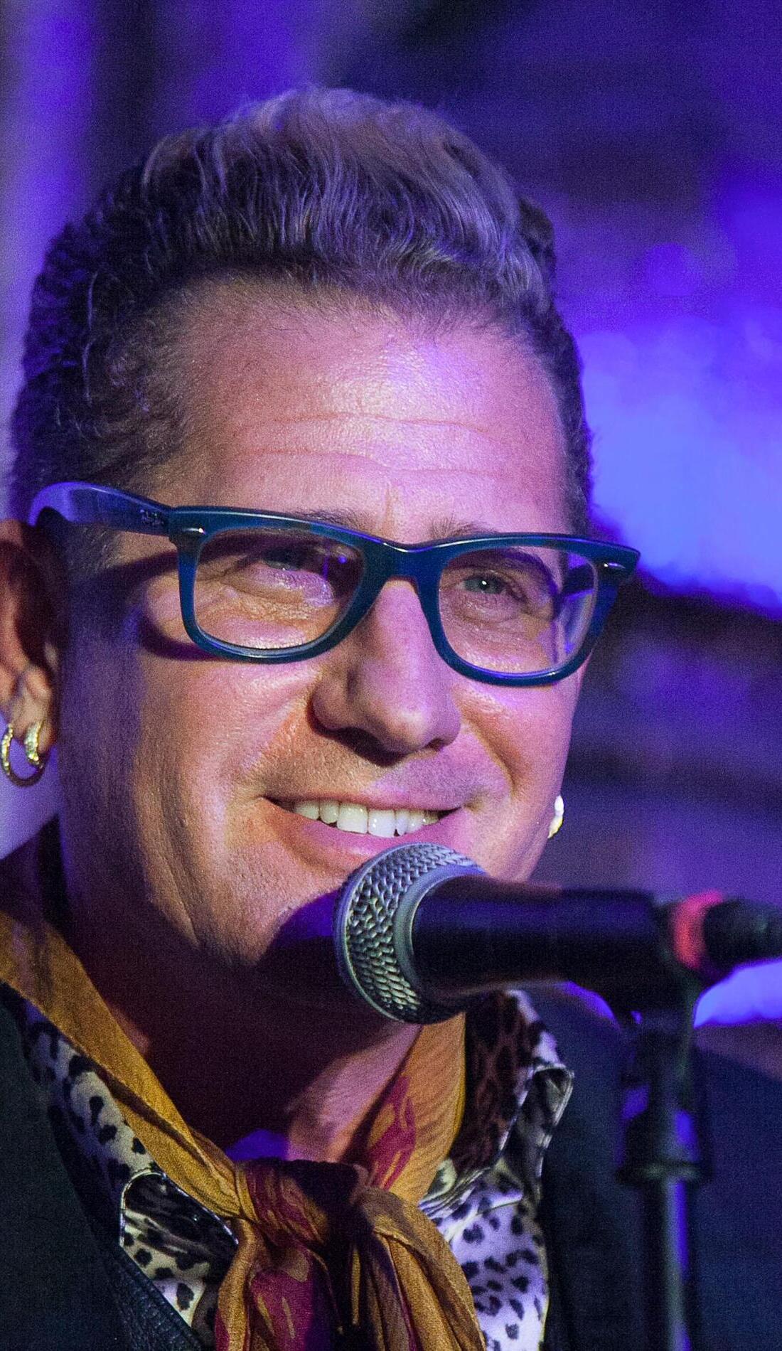 Lee Rocker Concert Tickets, 2023 Tour Dates & Locations SeatGeek