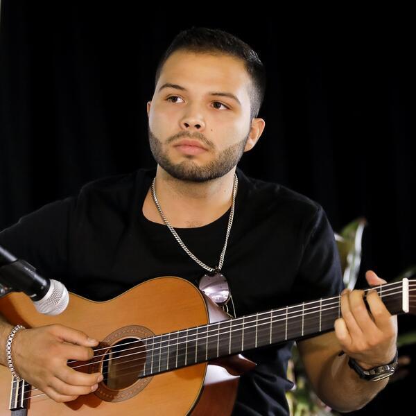 Leonardo Aguilar Concert Parking Passes | SeatGeek