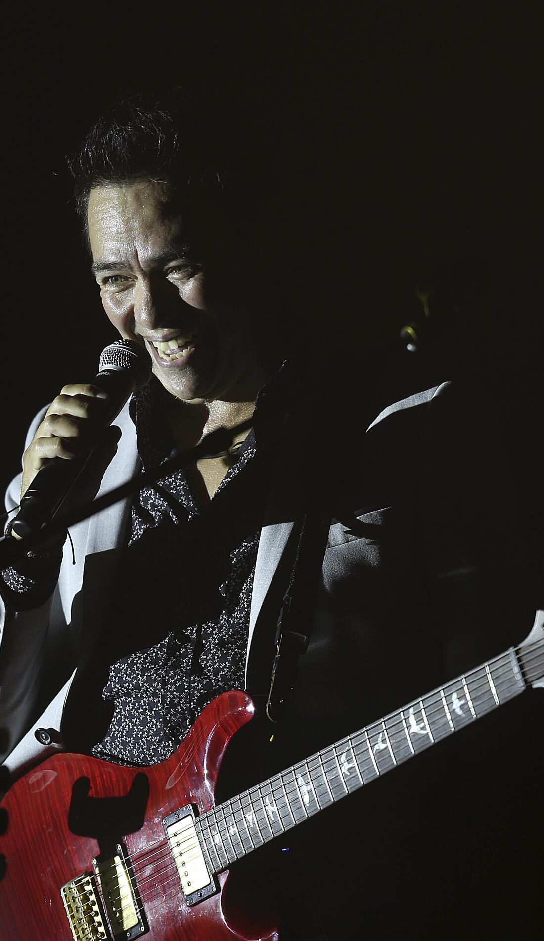 A Los Temerarios live event