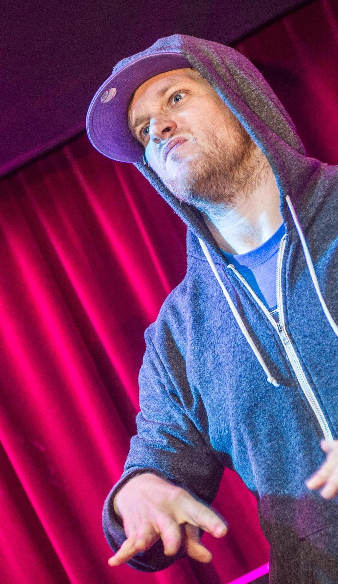 A MC Lars live event