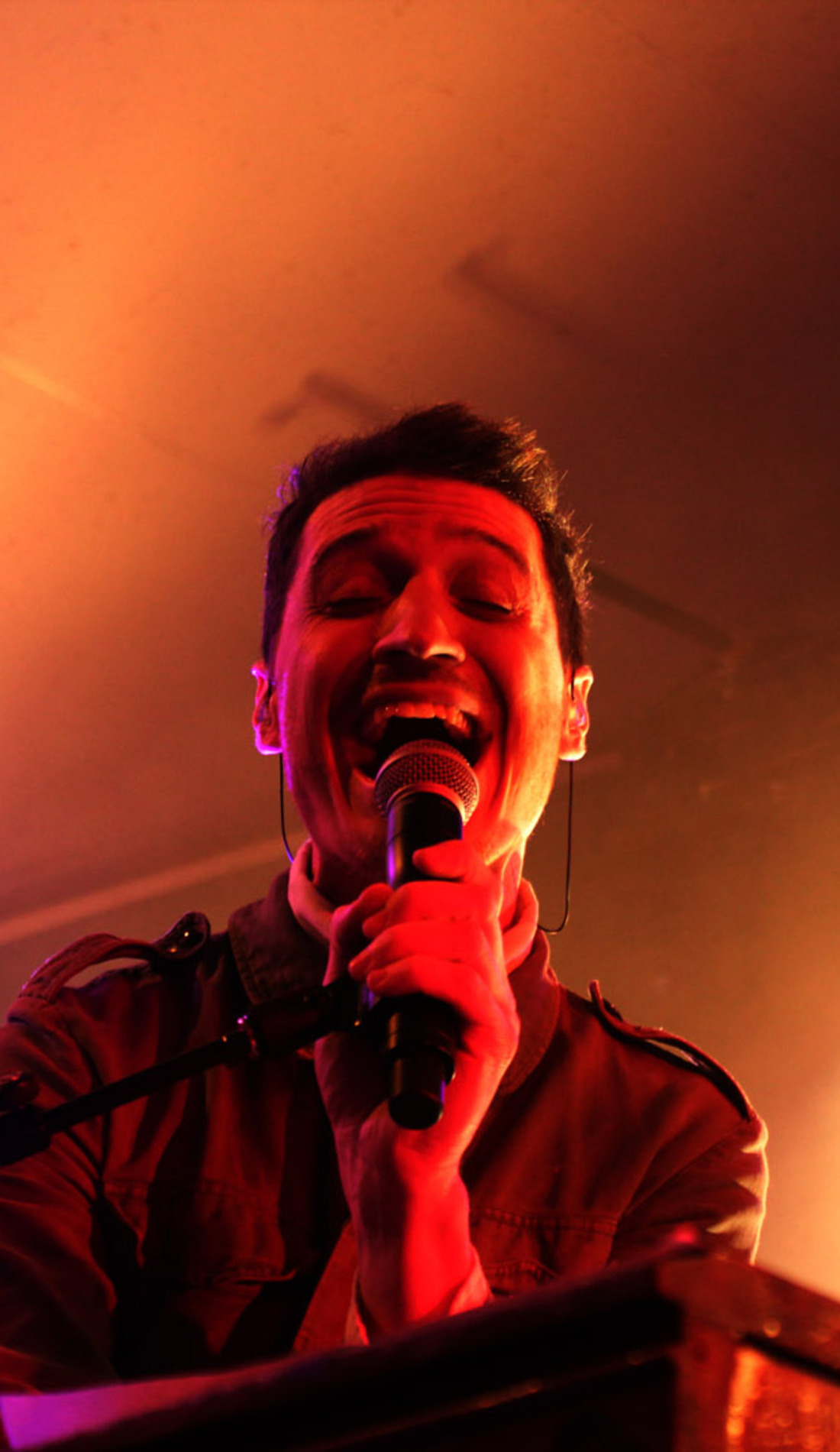 A MUTEMATH live event