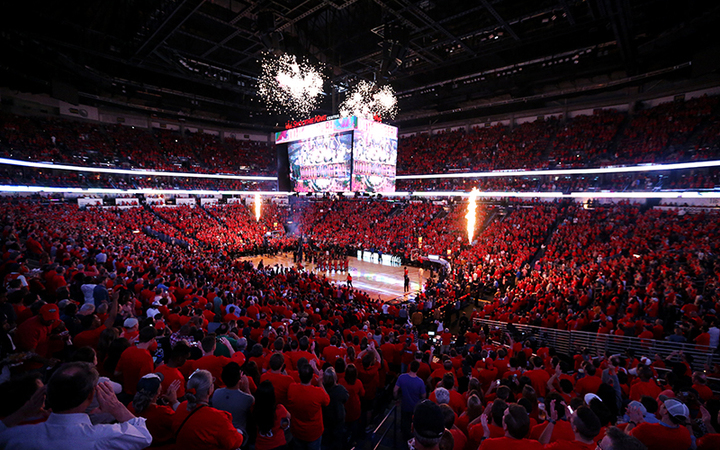 New Orleans Arena officially became the Smoothie King Center on Thursday, Pelicans