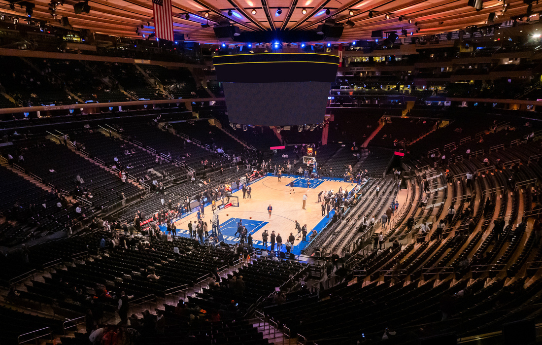 First arena. Кэпитал уан-Арена баскетбол. New York Knicks vs Indiana Pacers.