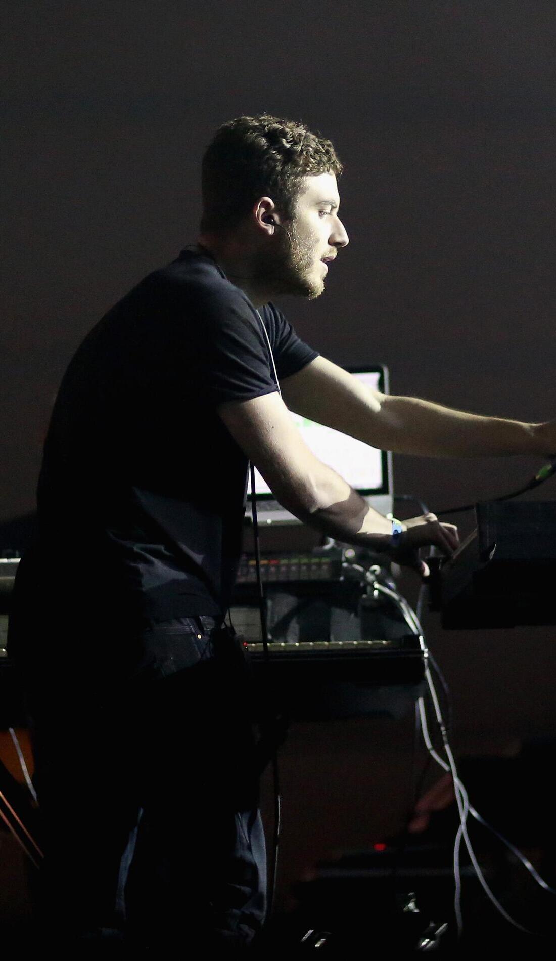A Nicolas Jaar live event