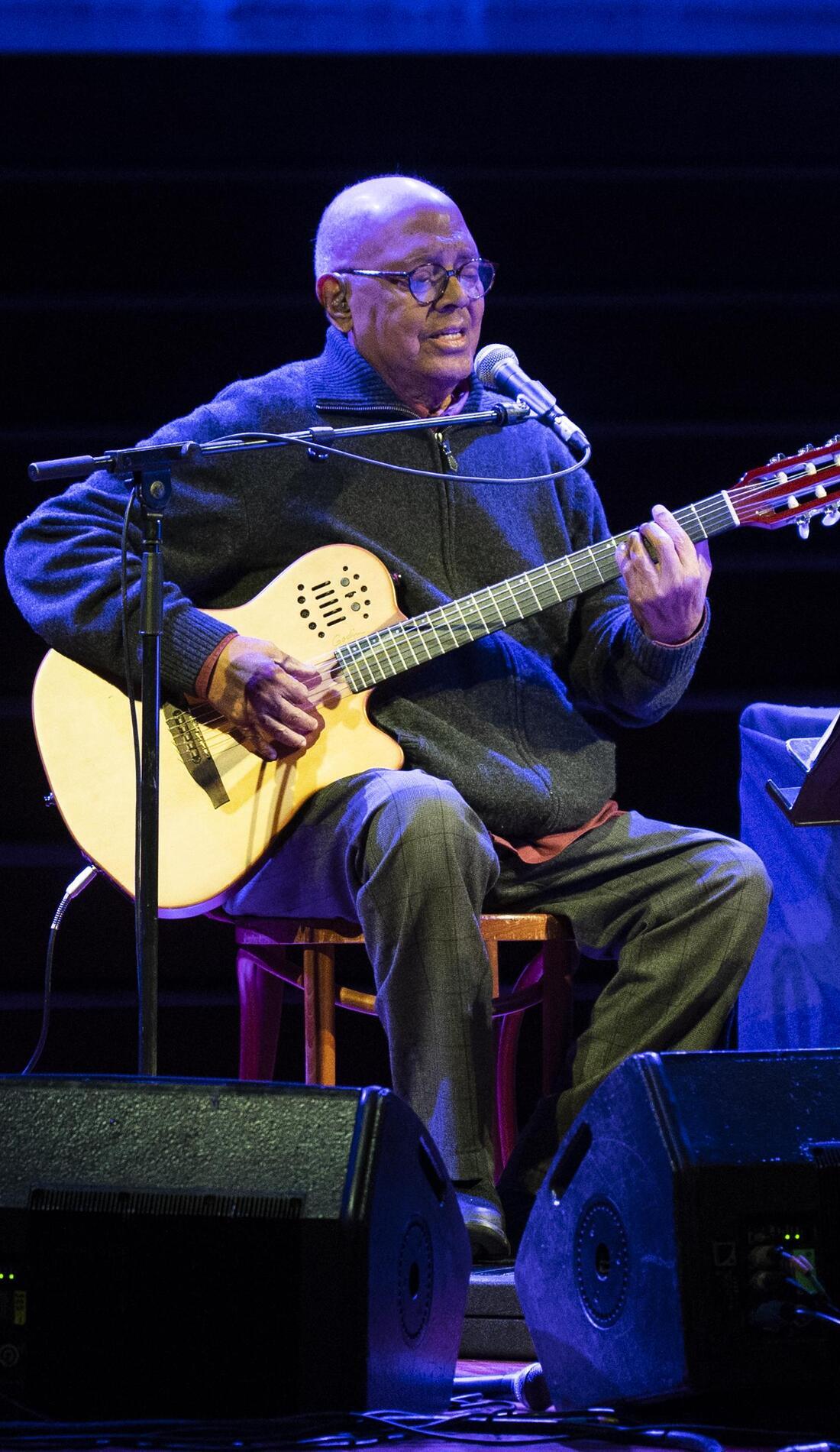 A Pablo Milanes live event
