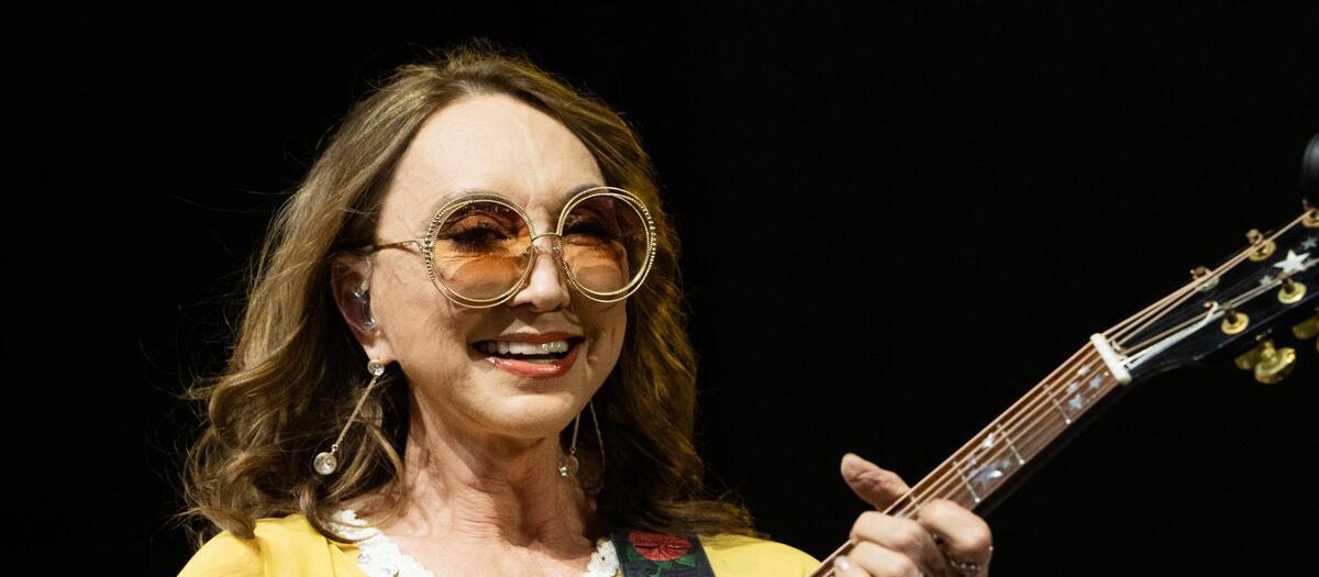 Pam Tillis Tickets