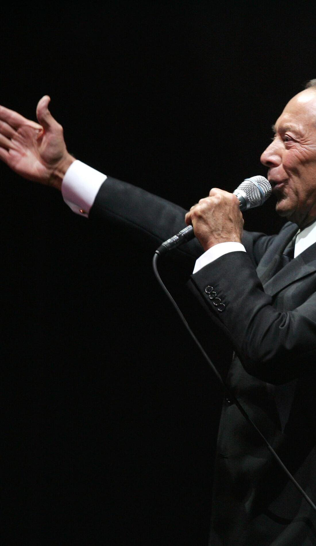 A Paul Anka live event
